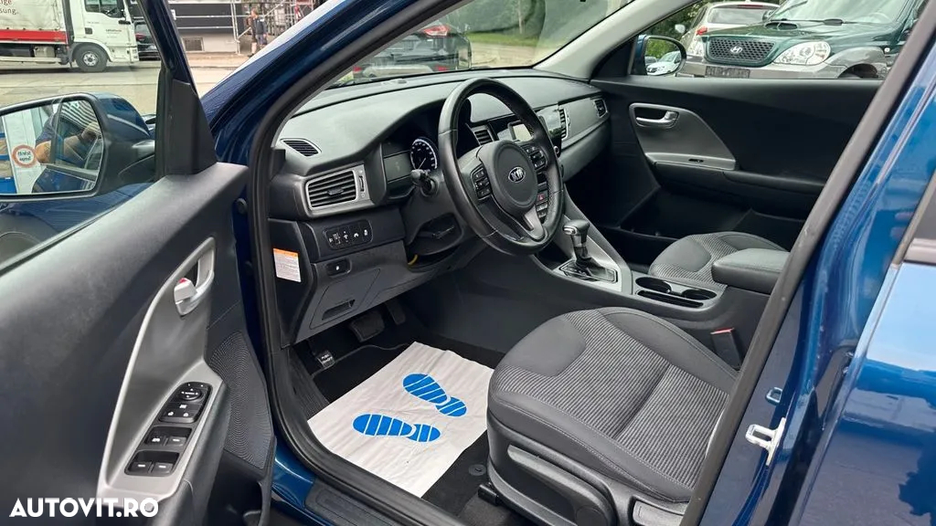 Kia Niro 1.6 GDI 2WD Aut. Edition 7 - 6