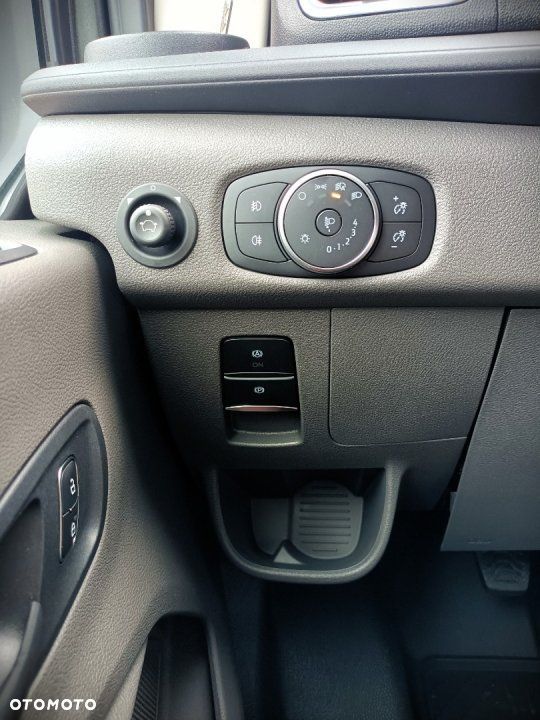 Ford Transit - 18