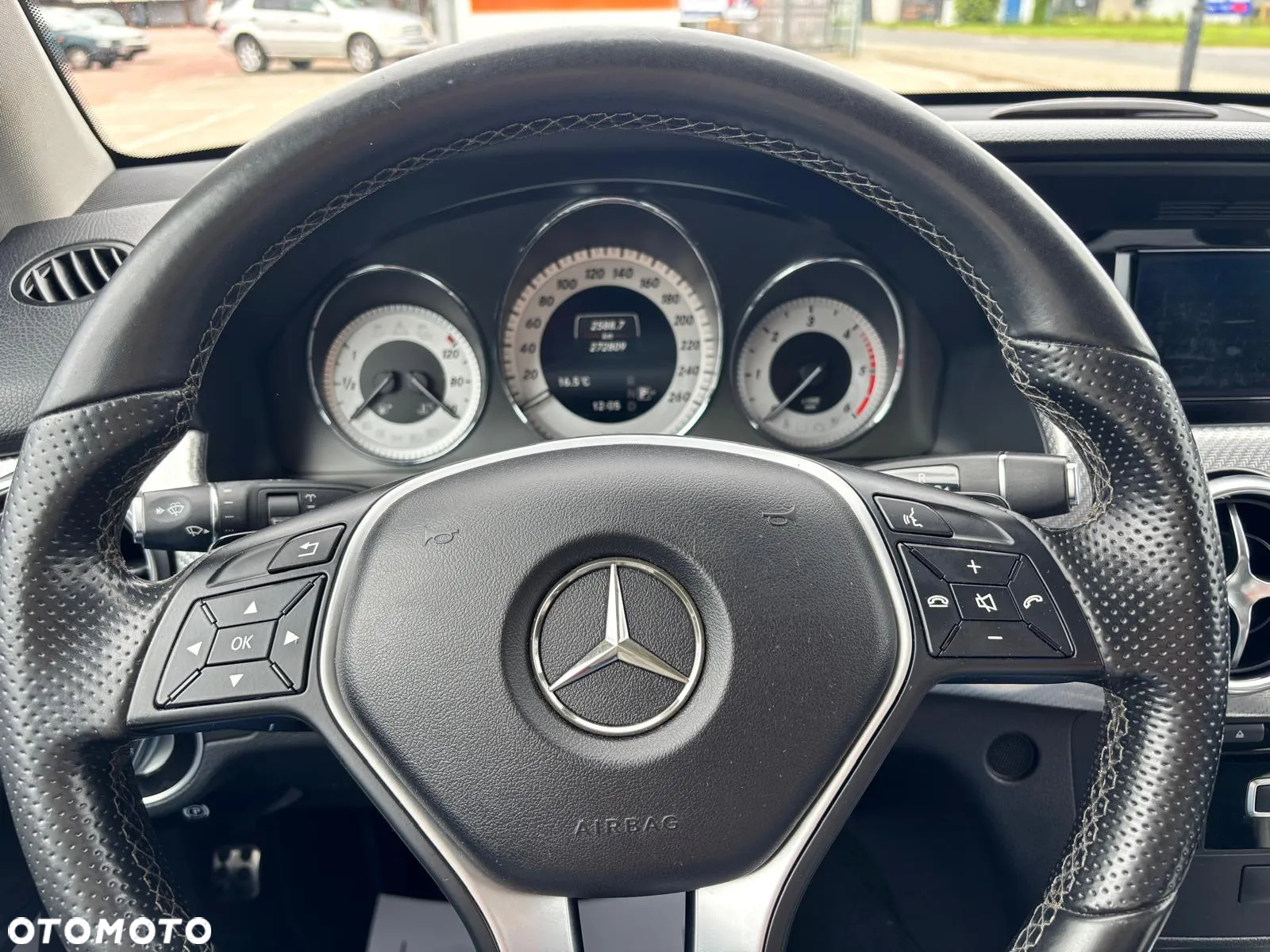 Mercedes-Benz GLK - 4