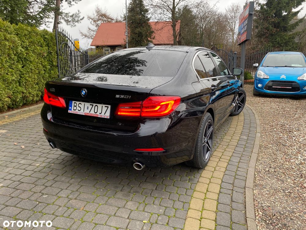 BMW Seria 5 530i Sport Line - 5