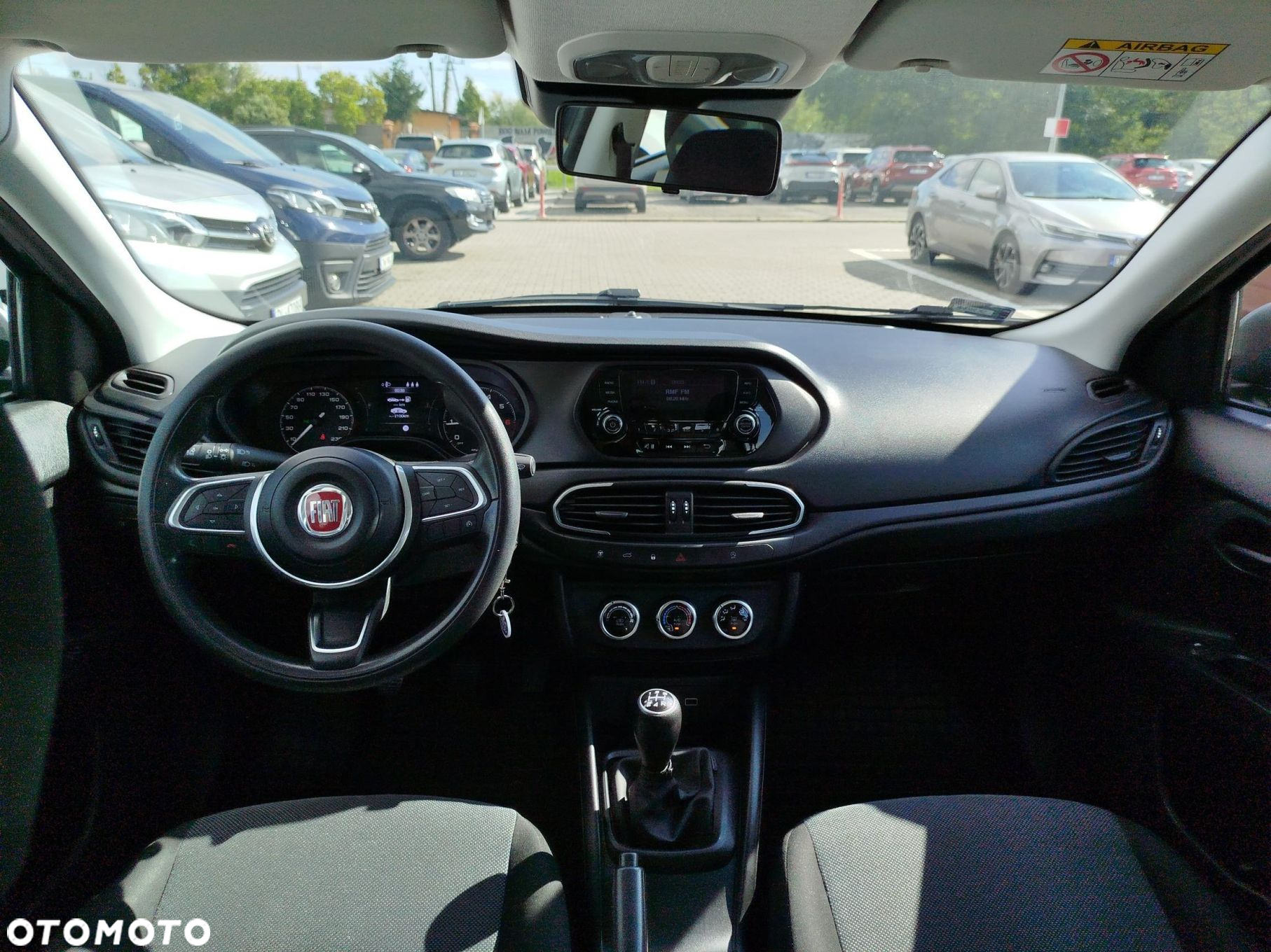 Fiat Tipo - 12