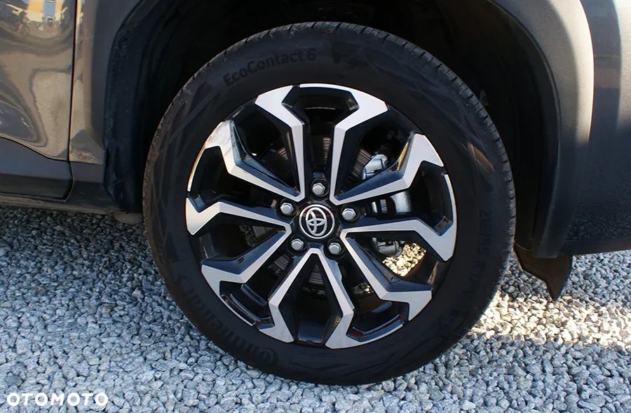 Toyota Yaris Cross - 20