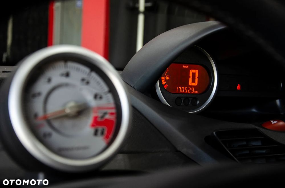 Renault Twingo 1.6 16V RS - 14