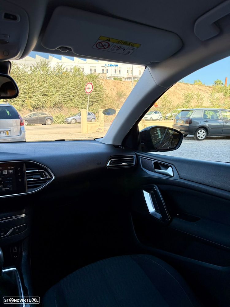 Peugeot 308 1.6 HDi Active - 11