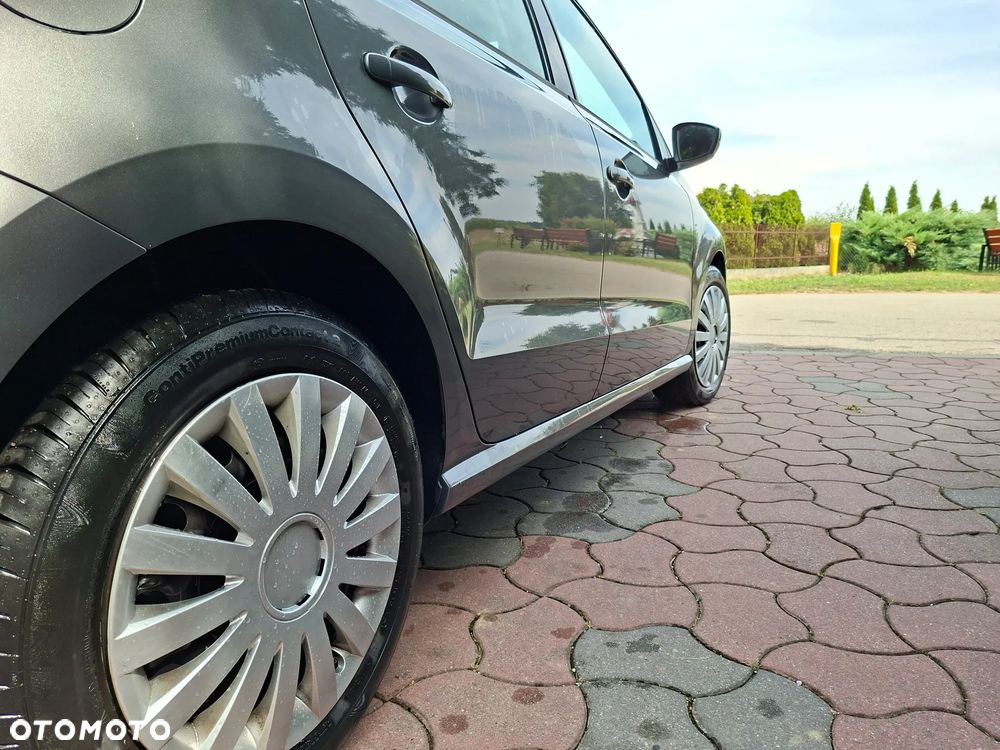 Volkswagen Polo 1.4 16V Highline DSG - 6