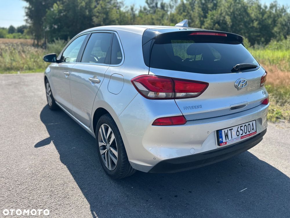 Hyundai i30 1.4 T-GDI Comfort DCT - 10