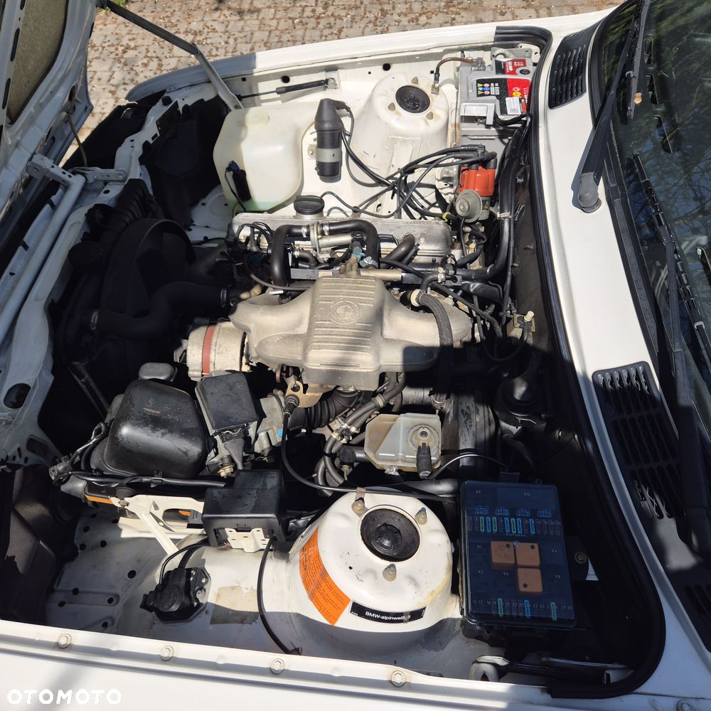 BMW Seria 3 - 12
