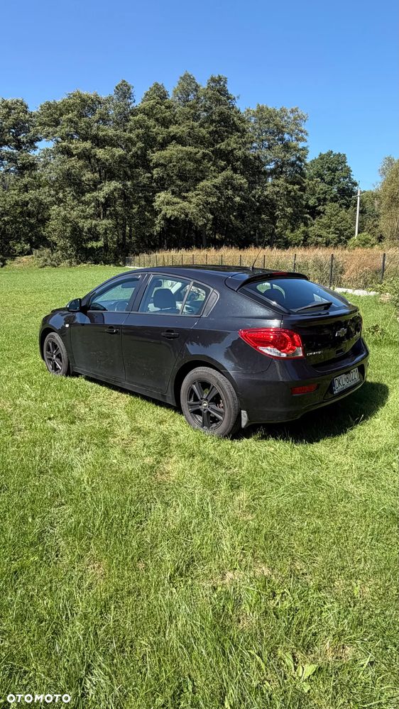 Chevrolet Cruze 1.8 LS+ - 3