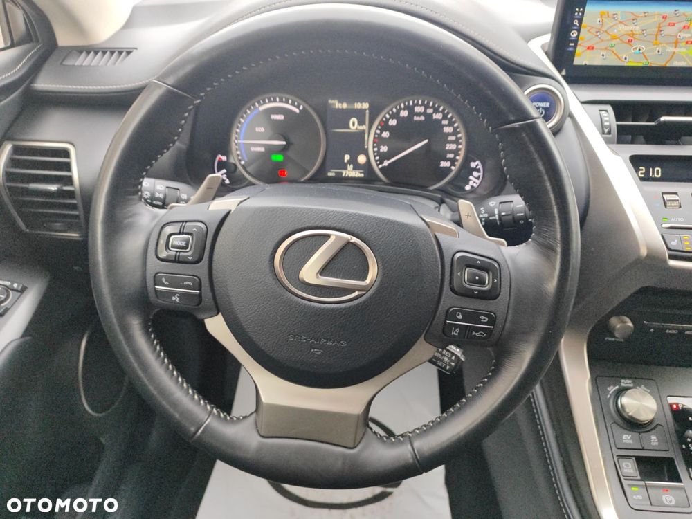 Lexus NX 300h Business Edition AWD - 15