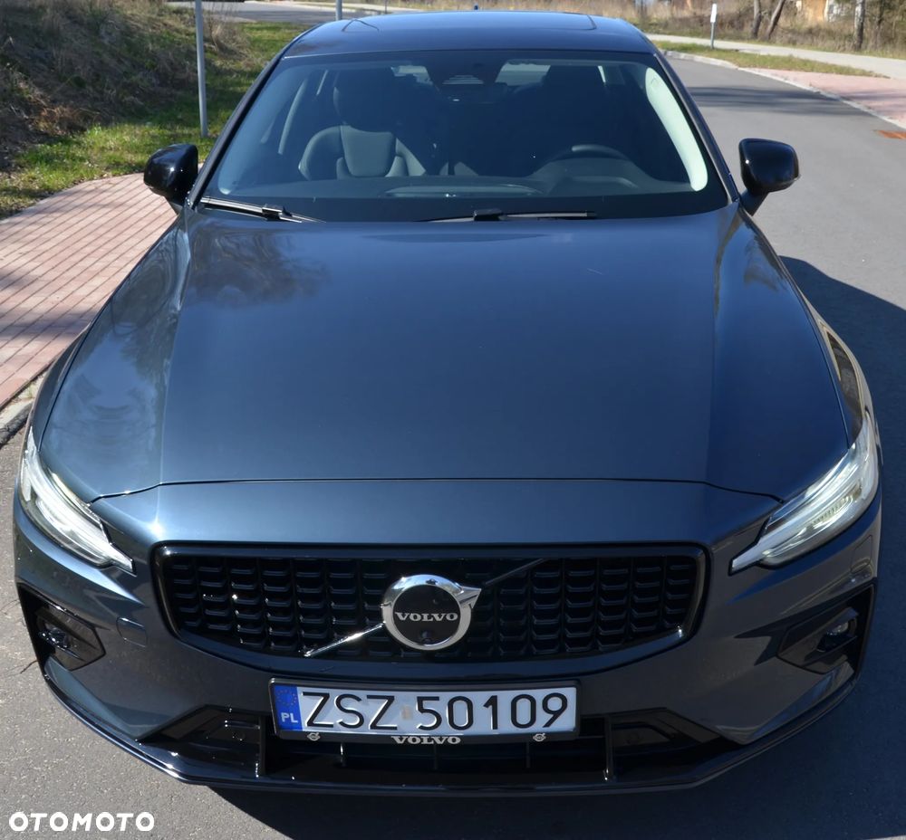 Volvo S60 B5 B R-Design - 2