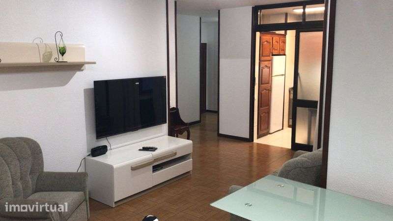 Apartamento T1 ( longa diração) nas Madalenas, Funchal - Grande imagem: 2/5