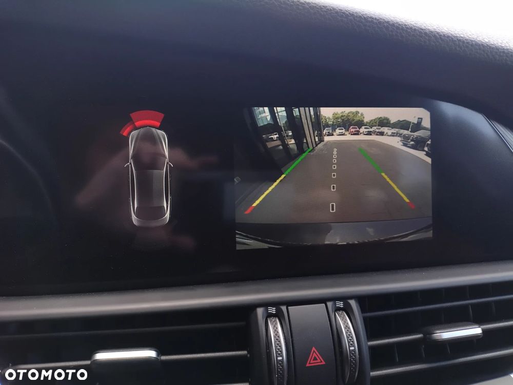 Alfa Romeo Giulia 2.0 Turbo Veloce Q4 - 19