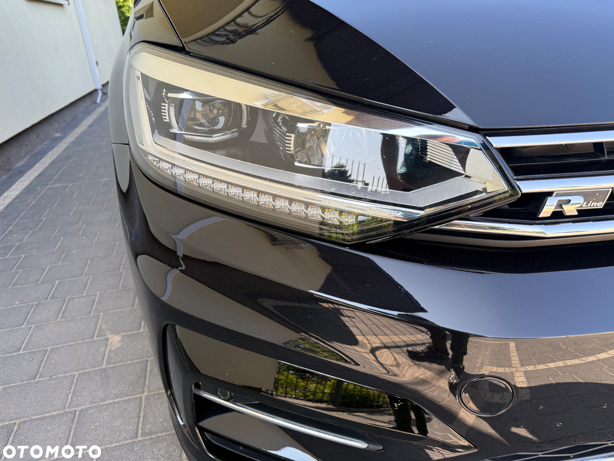 Volkswagen Touran - 4