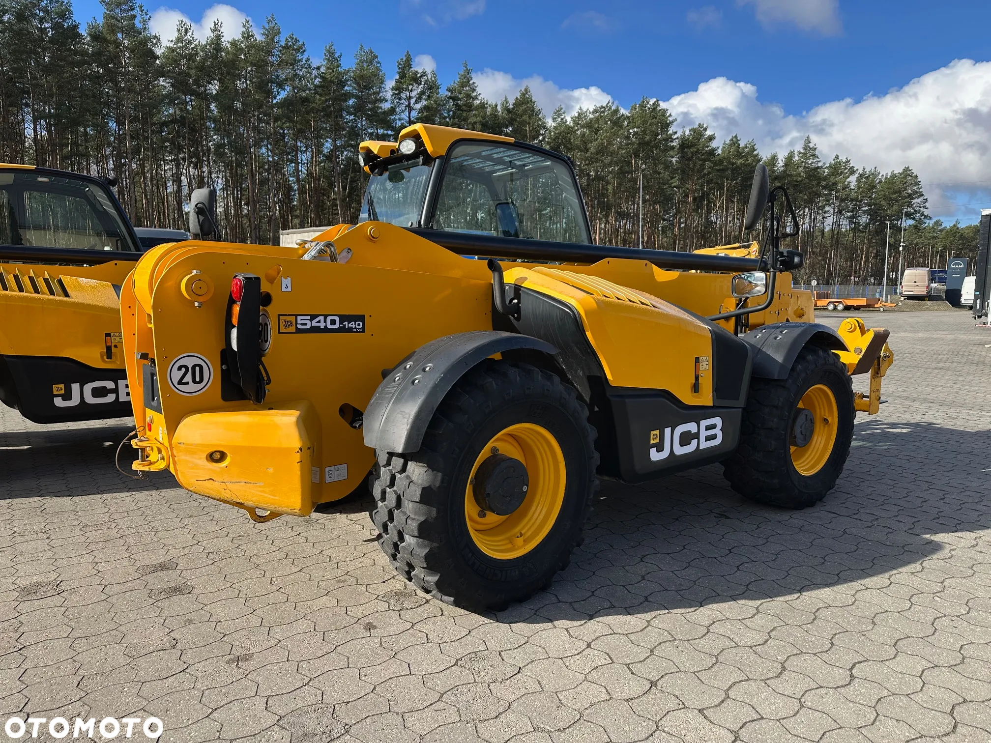 JCB 540-140 Hi Viz - 5