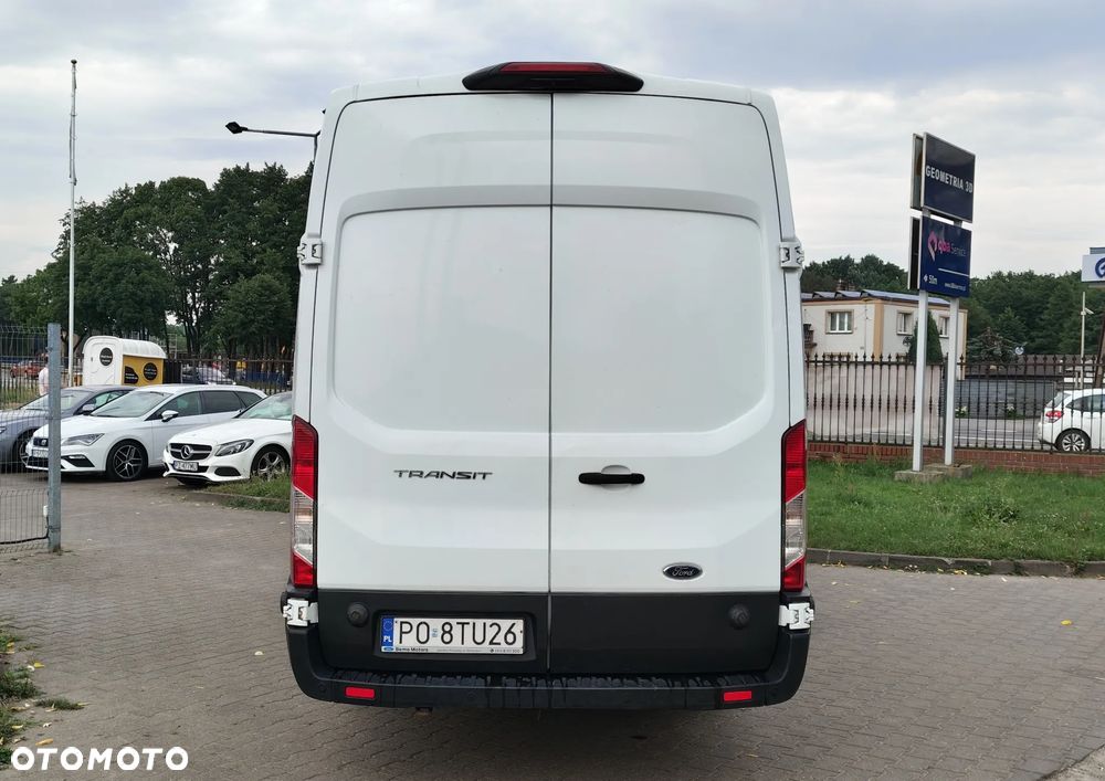 Ford Transit - 6