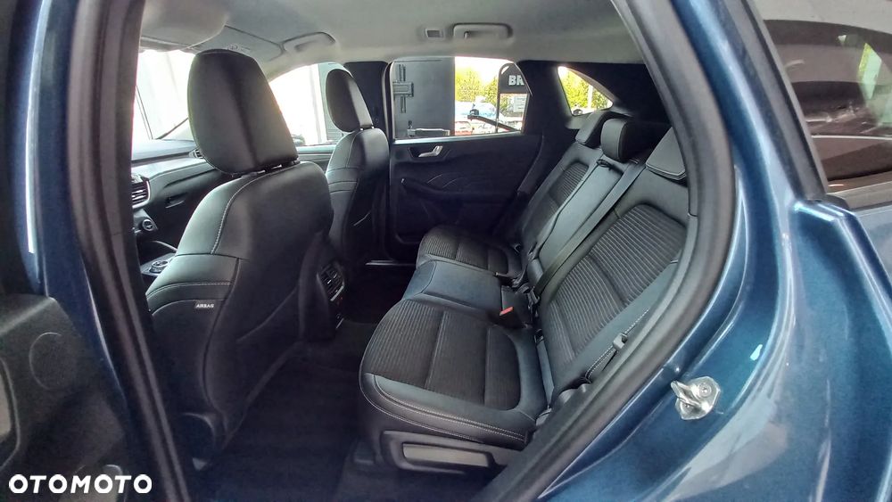 Ford Kuga 2.5 FHEV FWD Titanium X - 18