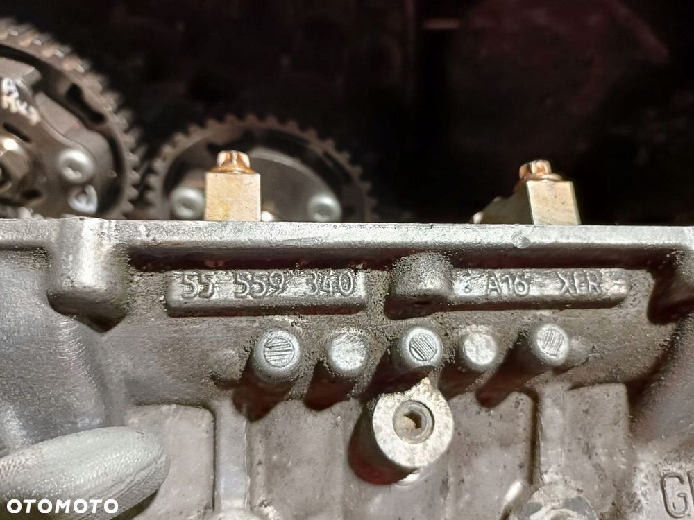 Opel 1.6 16V A16XER GŁOWICA CYLINDRÓW 55559340 - 9