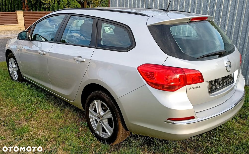 Opel Astra 1.6 Sports Tourer ecoFLEX Start/Stop Innovation - 3