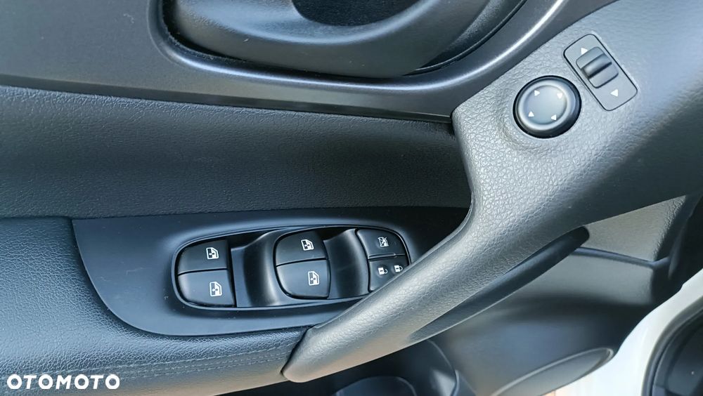Nissan Qashqai - 8
