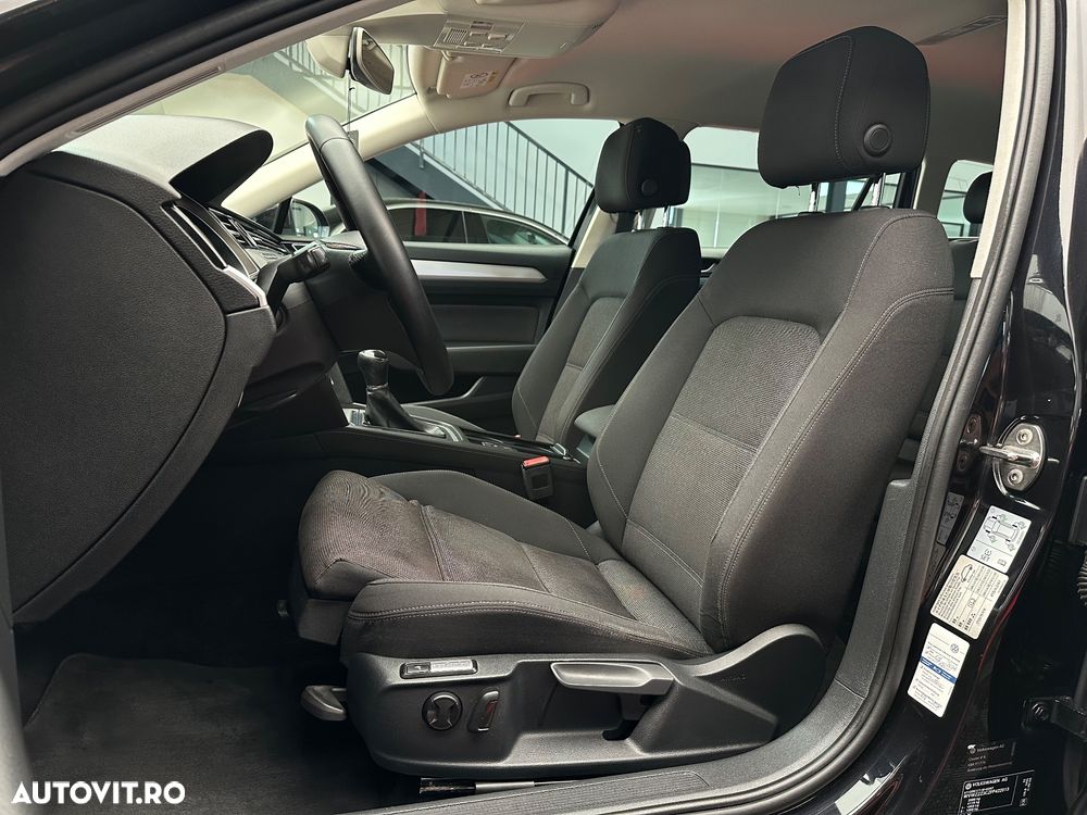 Volkswagen Passat 2.0 TDI Comfortline - 21
