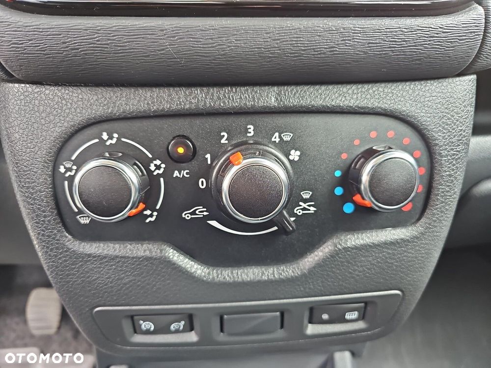 Dacia Lodgy 1.5 Blue dCi Laureate S&S EU6d - 19