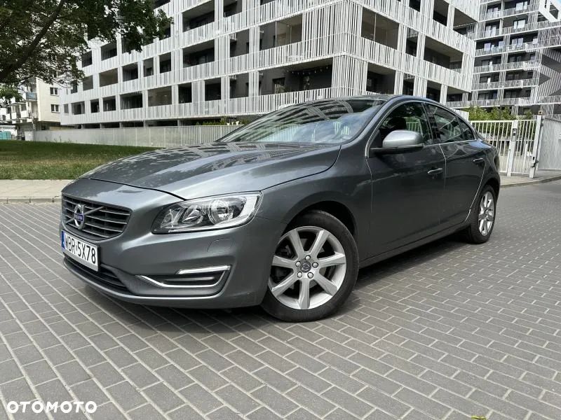 Volvo S60 D4 Drive-E Momentum - 1