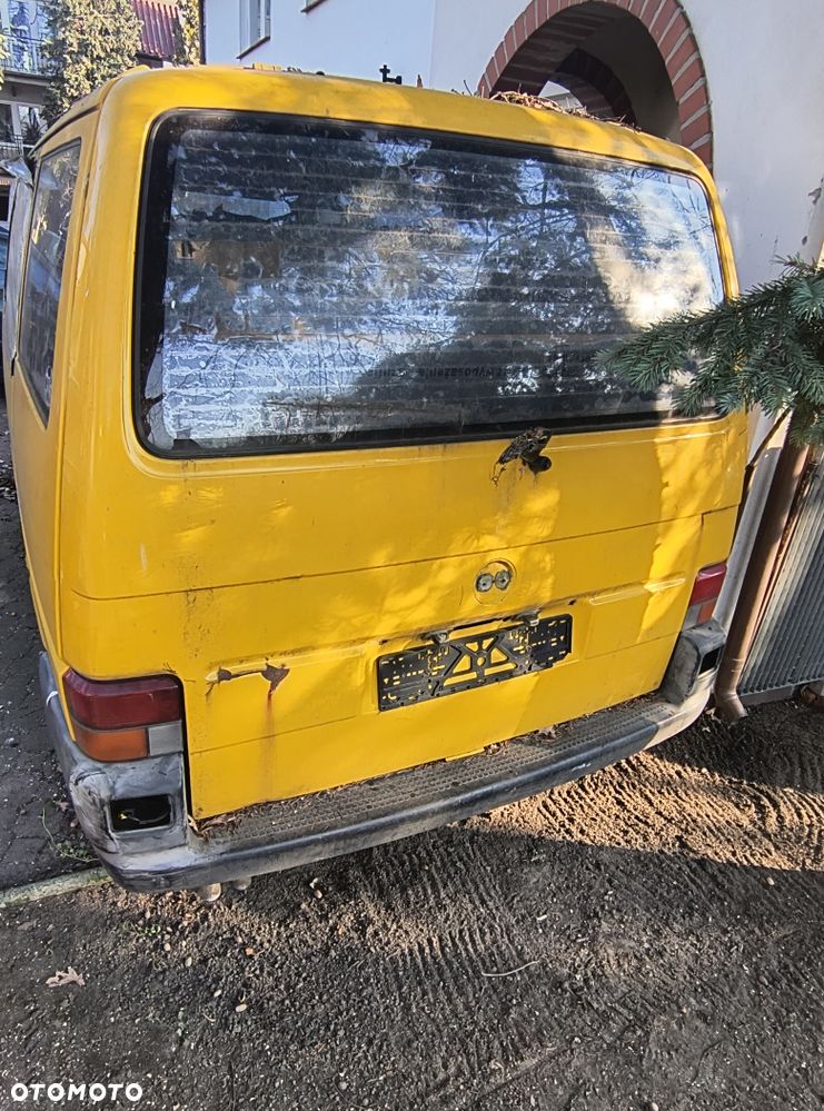 Volkswagen Transporter - 5