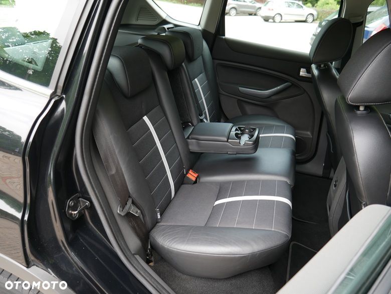 Ford Kuga 2.0 TDCi Titanium - 25