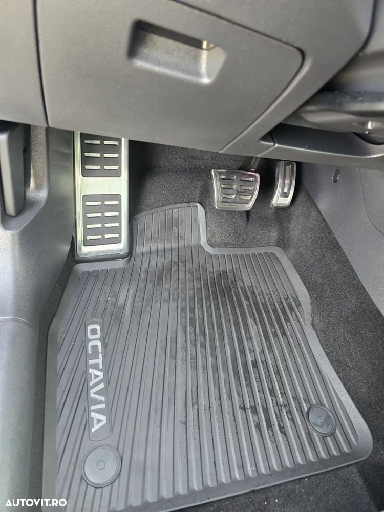 Skoda Octavia Combi Diesel 2.0 TDI DSG Style - 29