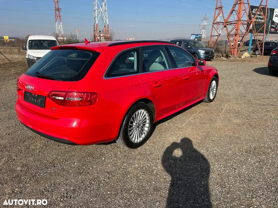 Audi A4 Avant 2.0 TDI ultra S tronic - 2