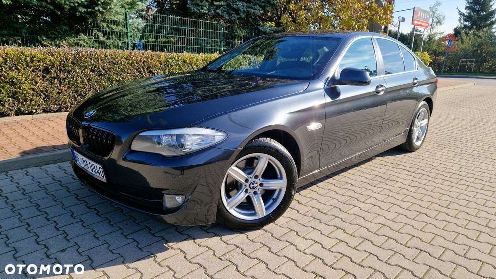 BMW Seria 5 520d Luxury Line - 1