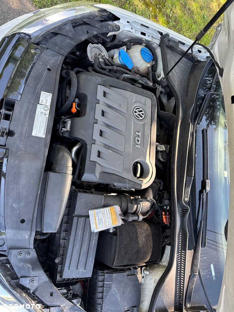 Volkswagen Golf 2.0 TDI DPF 4Motion Highline - 22