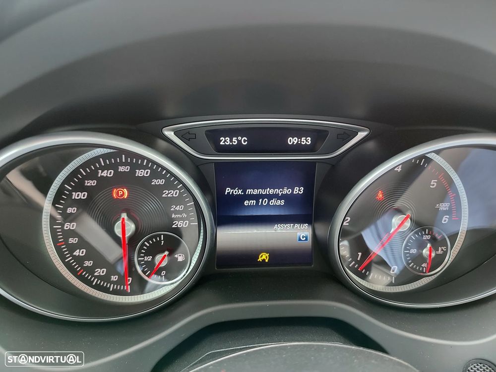 Mercedes-Benz GLA 180 CDI Style - 11