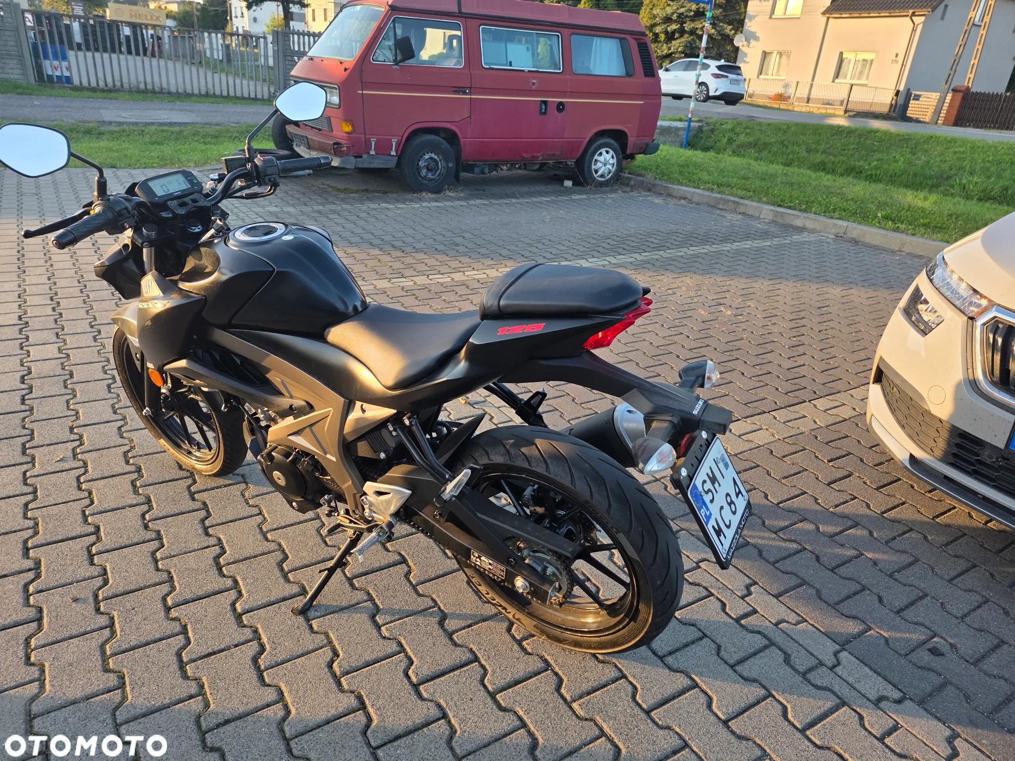 Suzuki GSX - 3