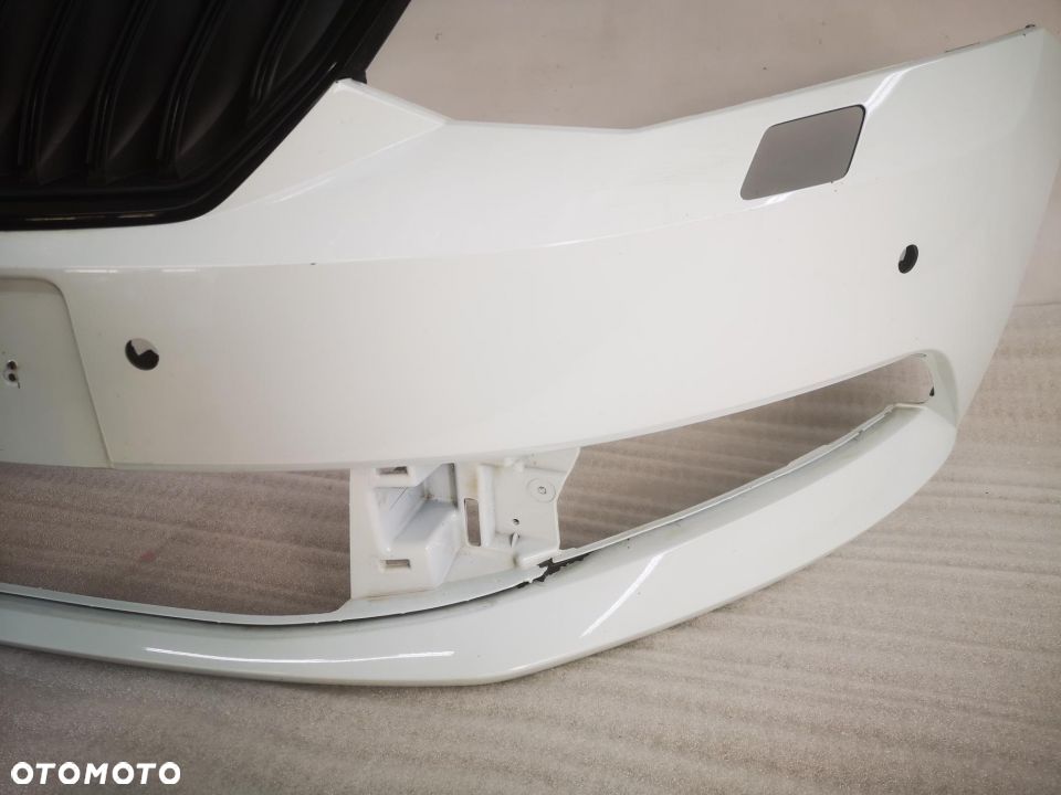 SKODA FABIA III 14- 6V0 NA SPRYSKI + 4 x PDC ZDERZAKA PRZEDNI PRZÓD NR AUKCJI NZ399 - 9