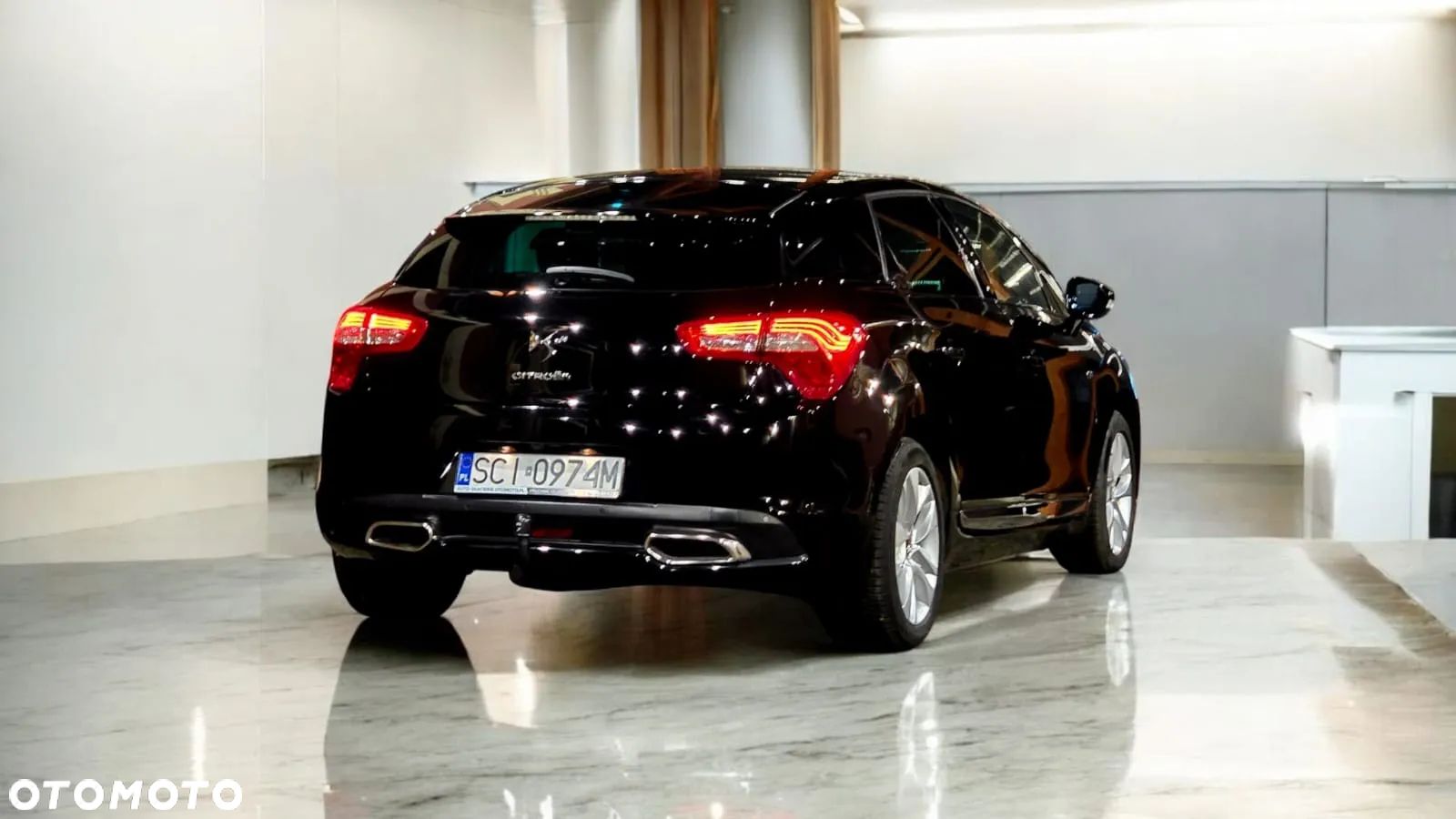 Citroën DS5 HDi 165 SportChic - 4
