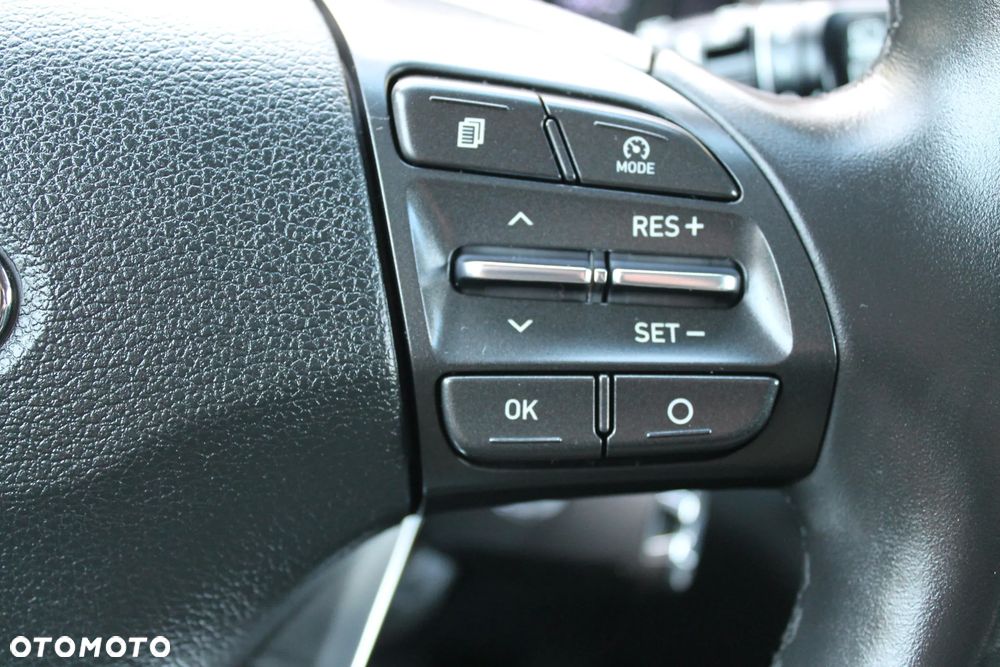 Hyundai i30 1.4 Passion Plus - 23