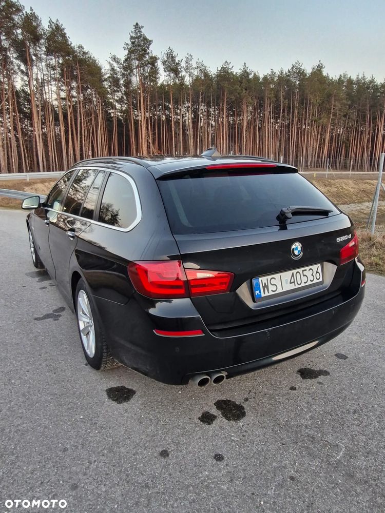 BMW Seria 5 520d - 4