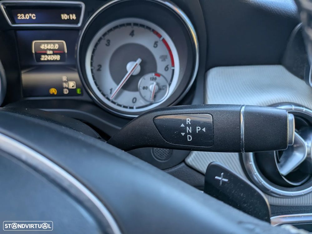 Mercedes-Benz CLA 220 d 7G-DCT Peak Edition - 7