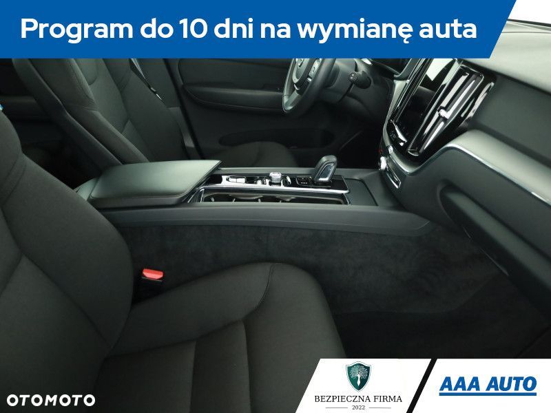 Volvo XC 60 - 8