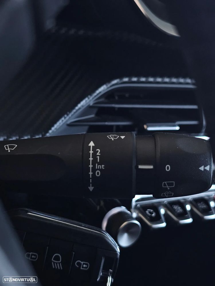 Peugeot 208 1.2 PureTech Active - 11