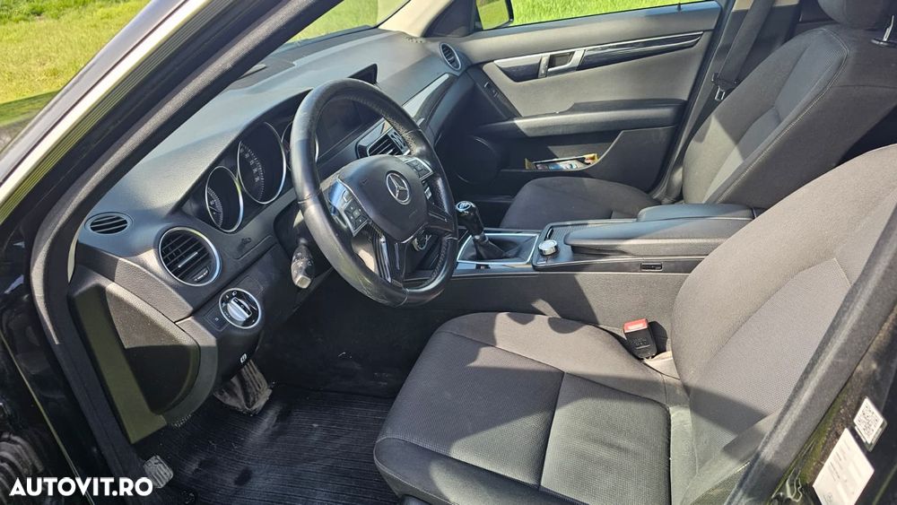 Mercedes-Benz C 220 CDI - 6