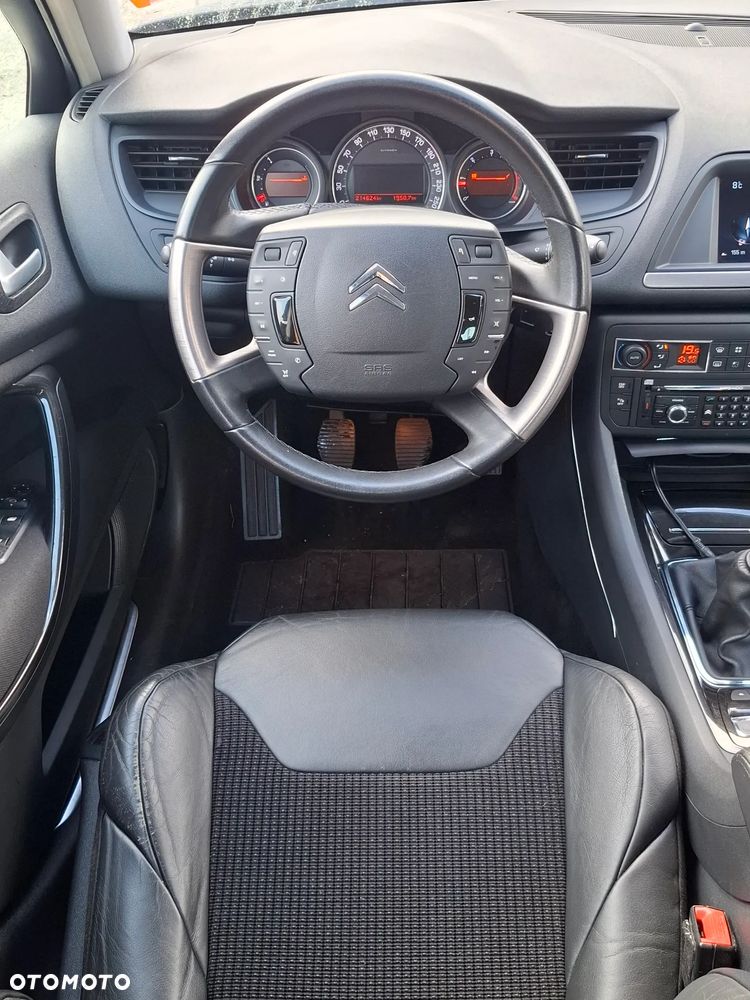 Citroën C5 2.2 HDi Exclusive - 11