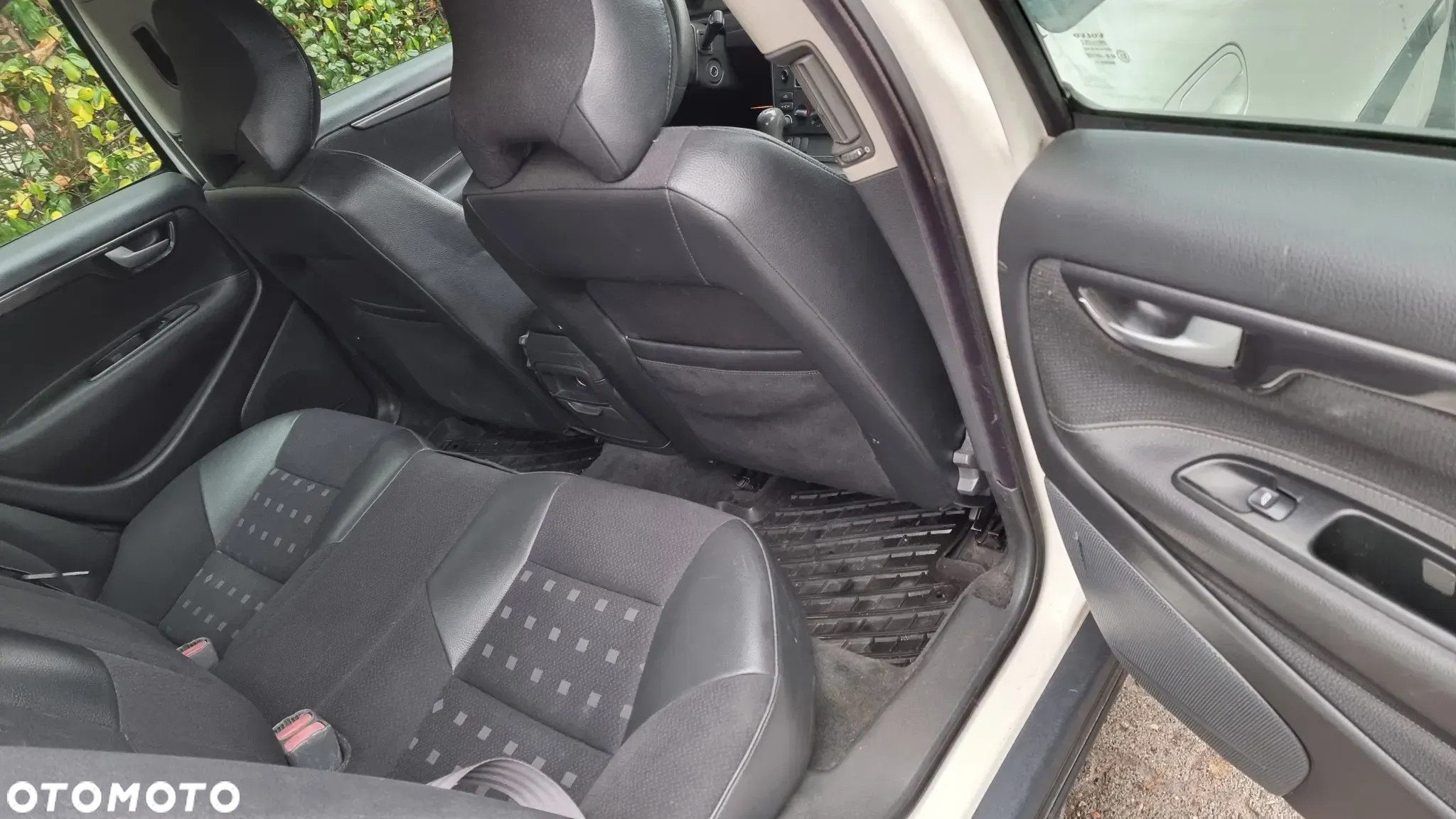 Volvo S60 2.4i - 10