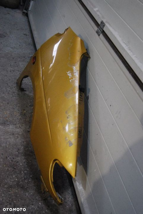 BŁOTNIK PRAWY PRZÓD RENAULT SCENIC I 1999R. MVH39 - 2