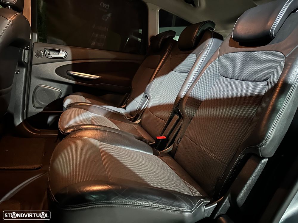 Ford S-Max 1.8 TDCi Trend 7L - 13