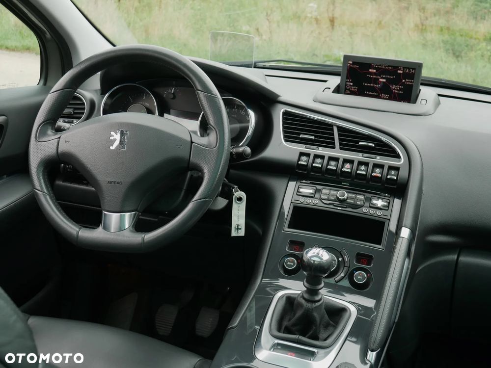 Peugeot 3008 1.6 HDi Premium - 24