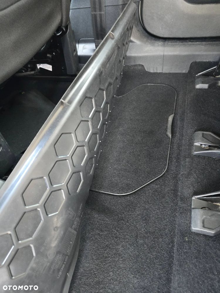 Citroën Berlingo XL 1.5 BlueHDI Shine S&S - 25