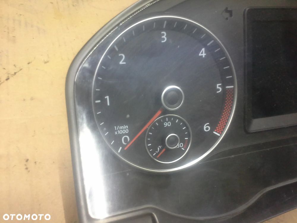 Volkswagen Jetta III 1K2 A5 1.6 TDi zestaw startowy komputer 03L906023B  5WP42899AA - 12