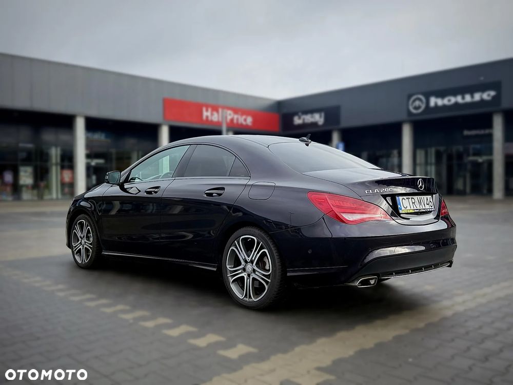Mercedes-Benz CLA - 4